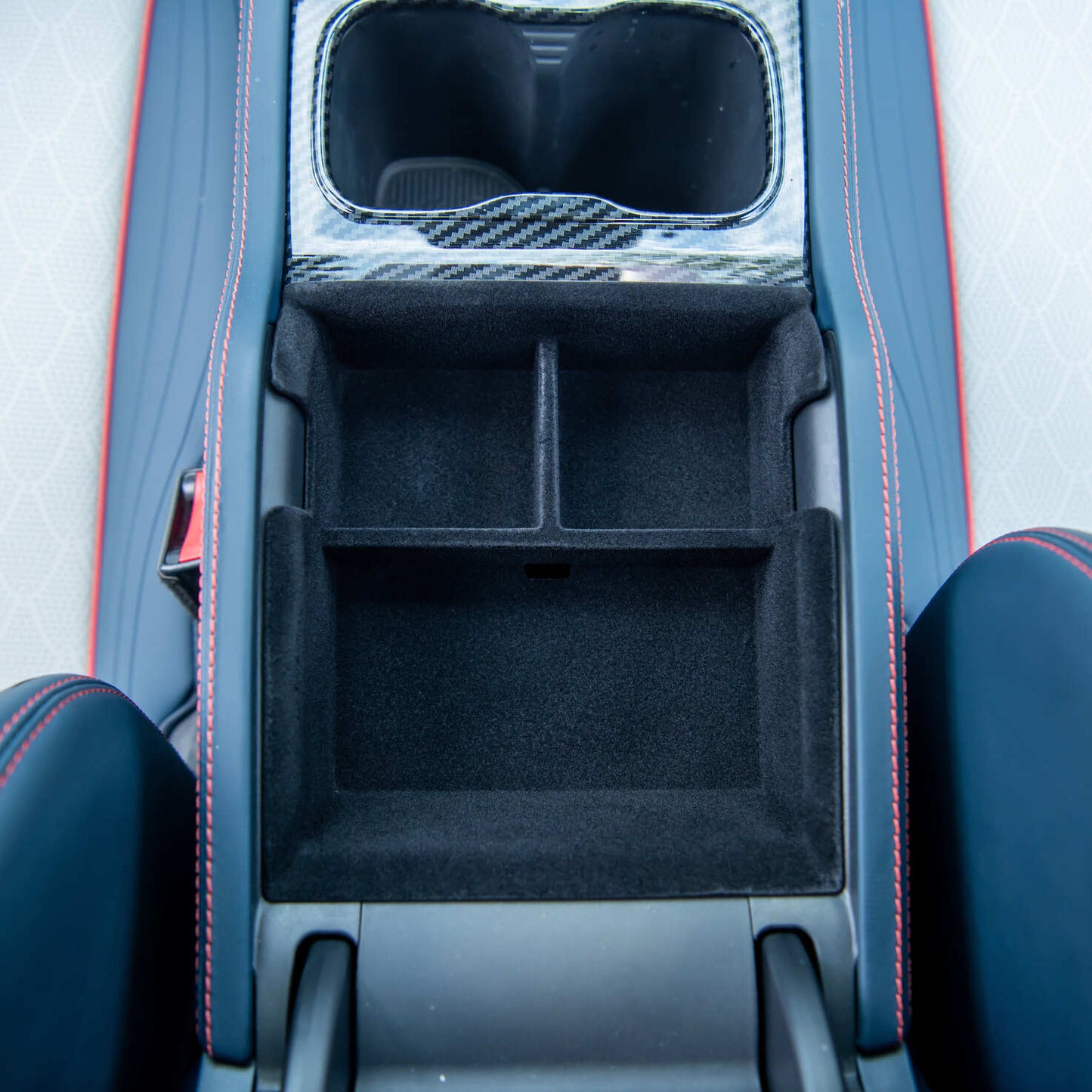 Ablagefach für die Mittelkonsole des BYD Atto 3