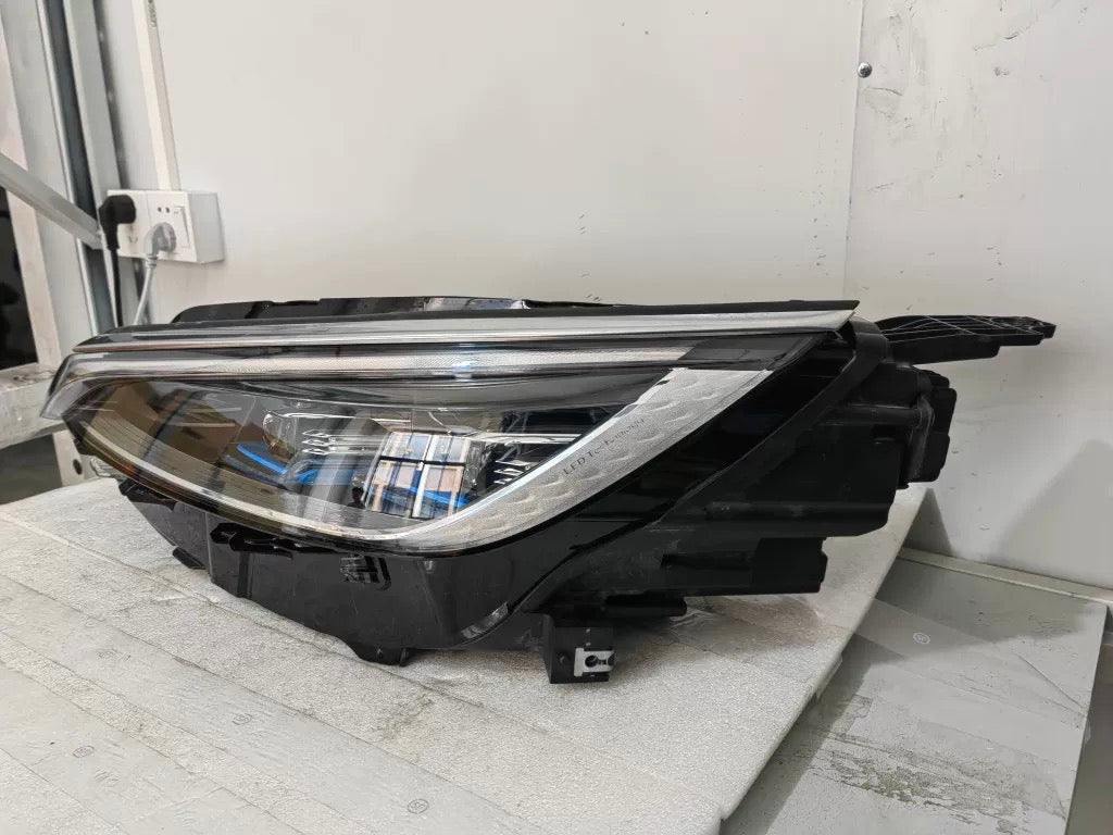 BYD Atto 3 Front Lights