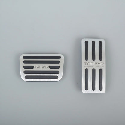 Performance-Pedale aus gebürstetem Aluminium für Denza B5