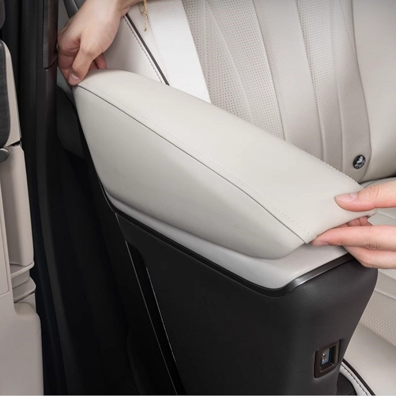 Denza D9 Middle Row Seat Armrest Cover