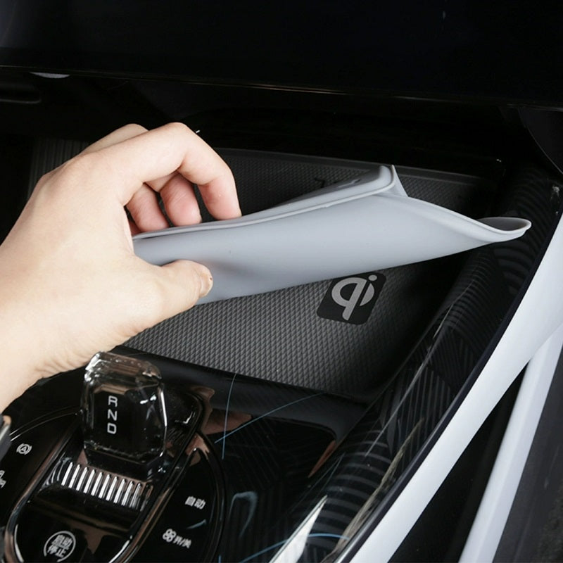 Center Console Silicone Pad for Wireless Charging Space TOP BYD